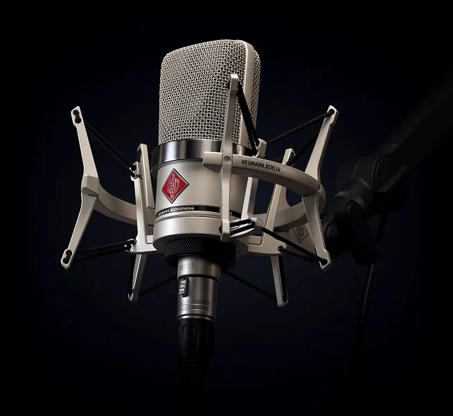 Neumann TLM 103 в студии звукозаписи СЕКРЕТ